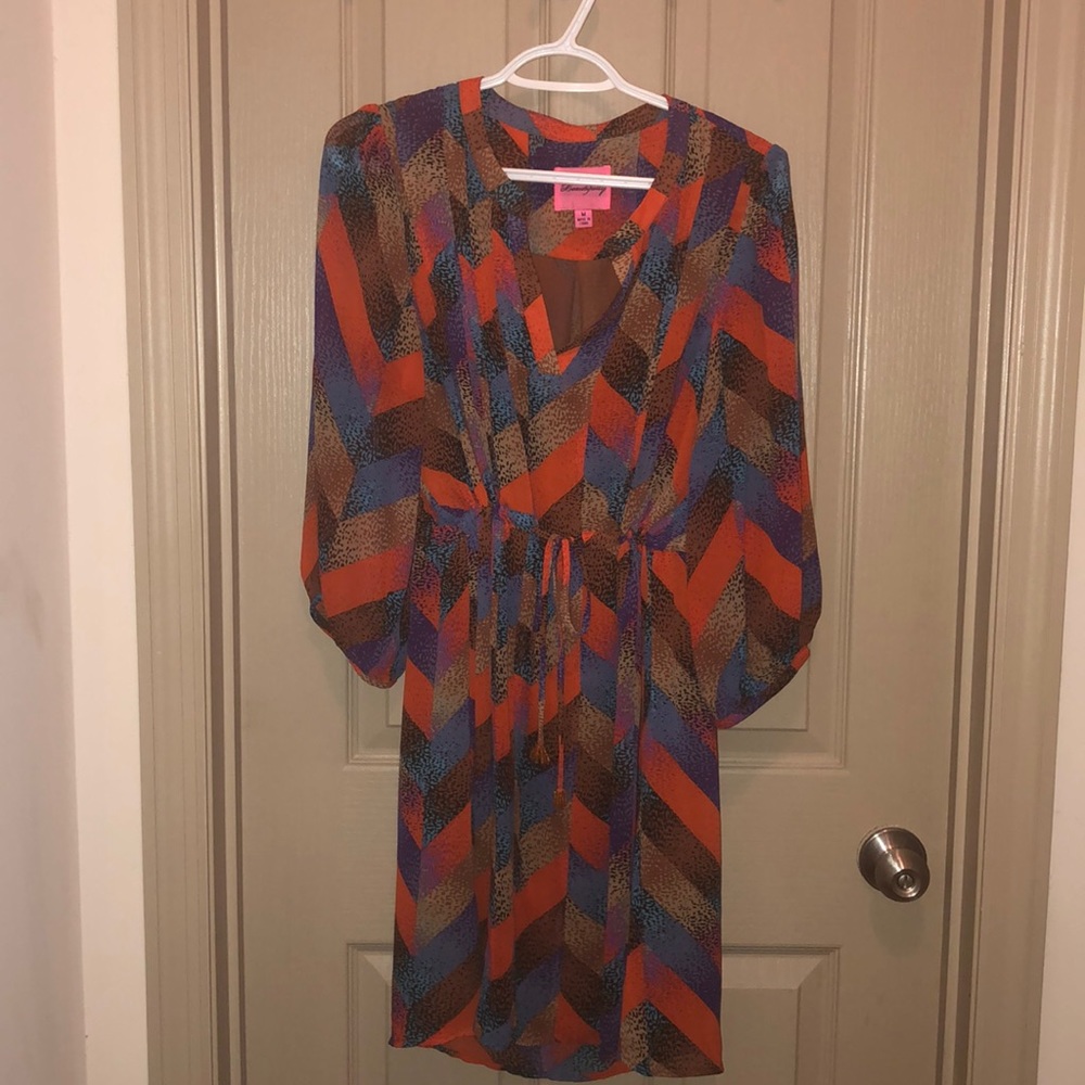 Colorful mid sleeve dress